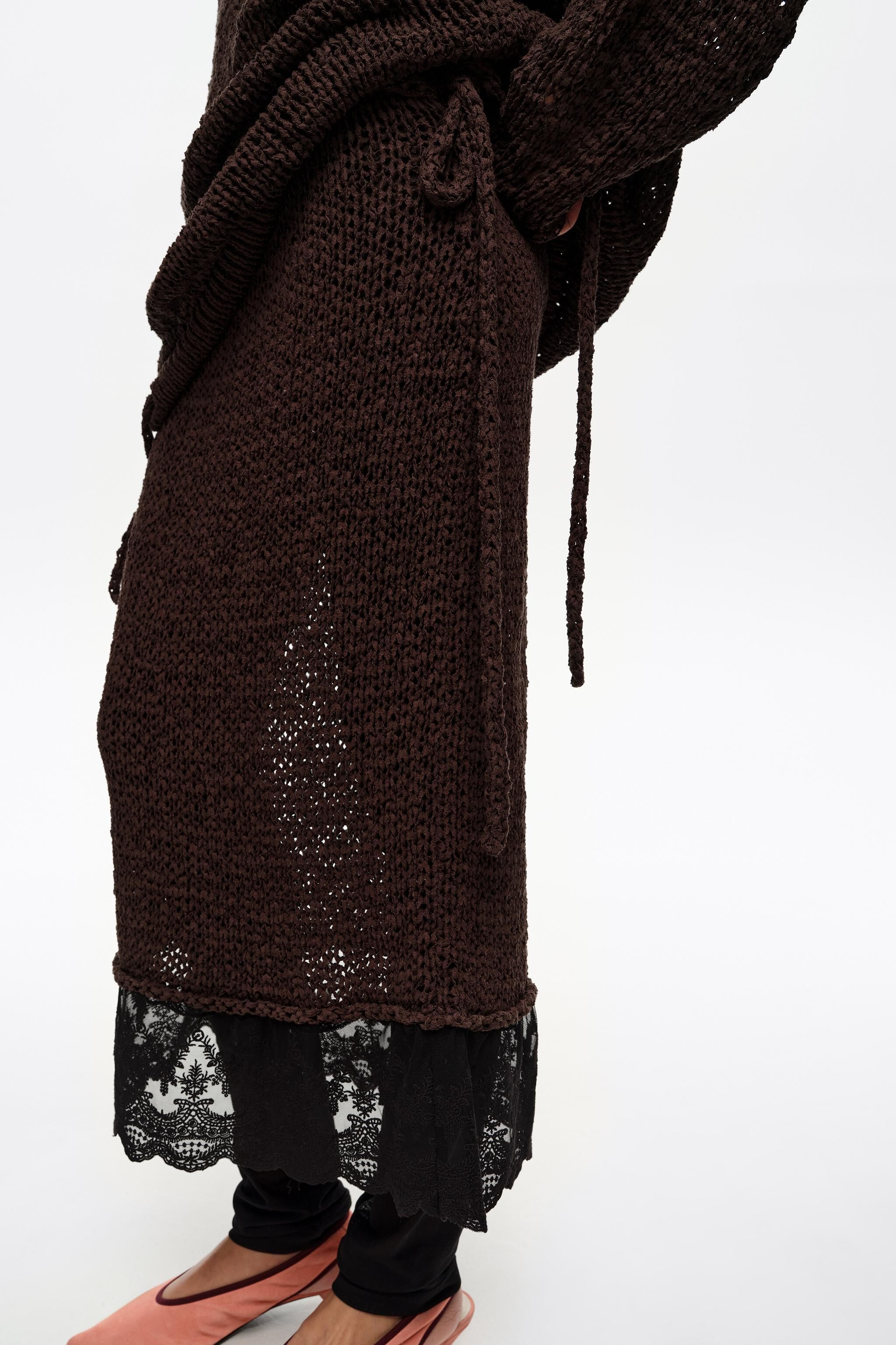 Dark brown lace knit skirt