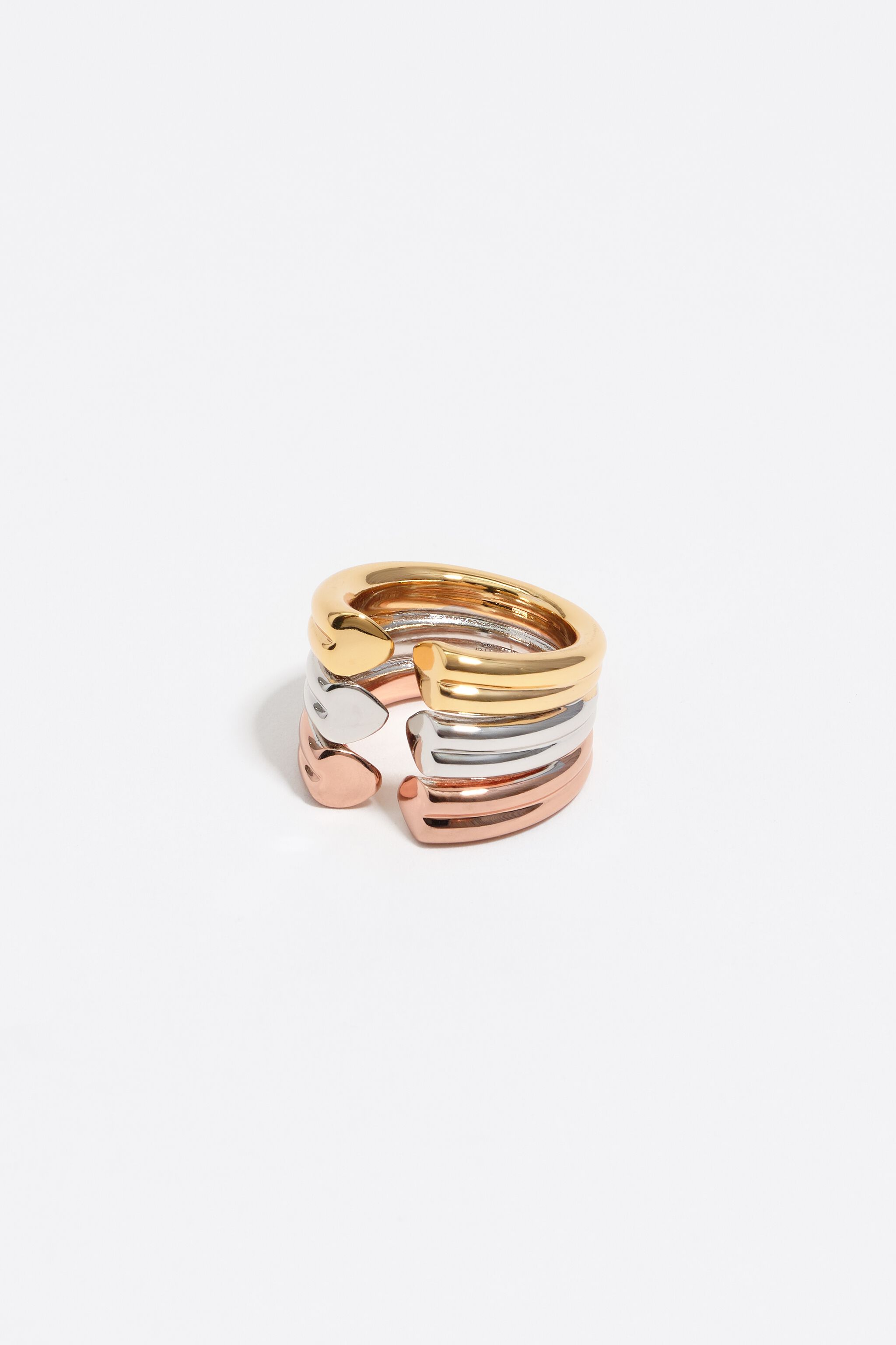 Three-tone hearts ring