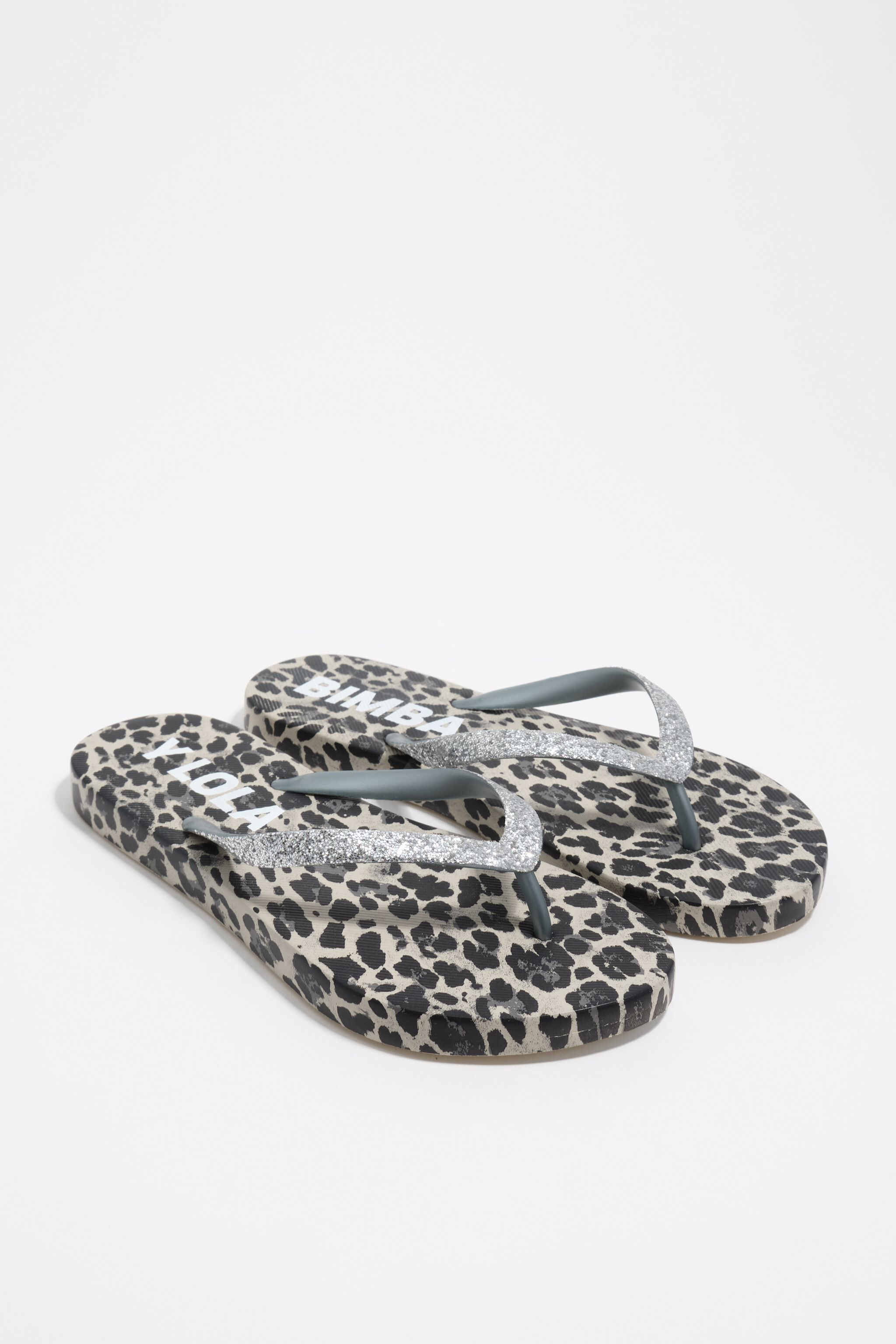 Gray Leopard flip-flop