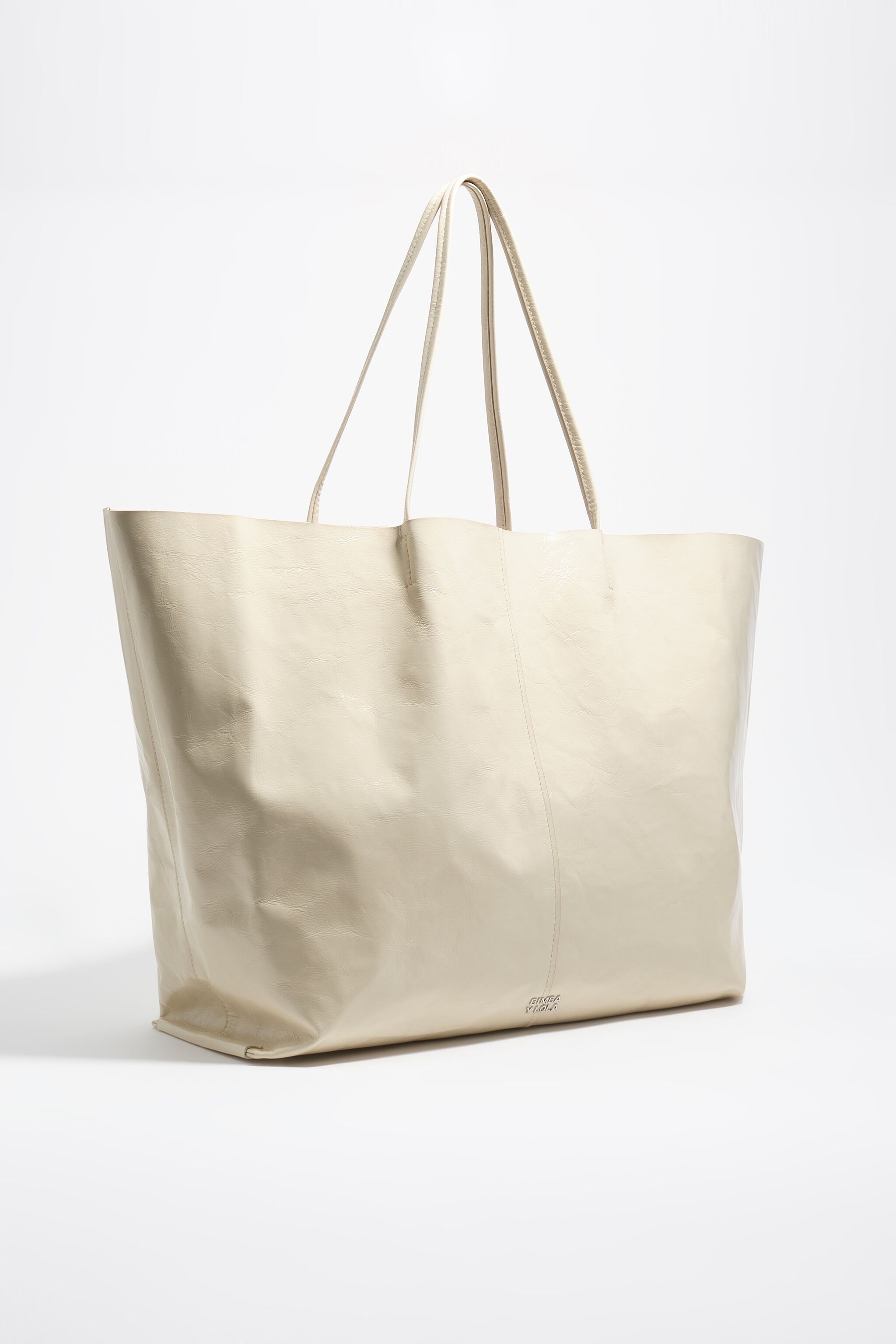 Cream shiny leather maxi shopper bag