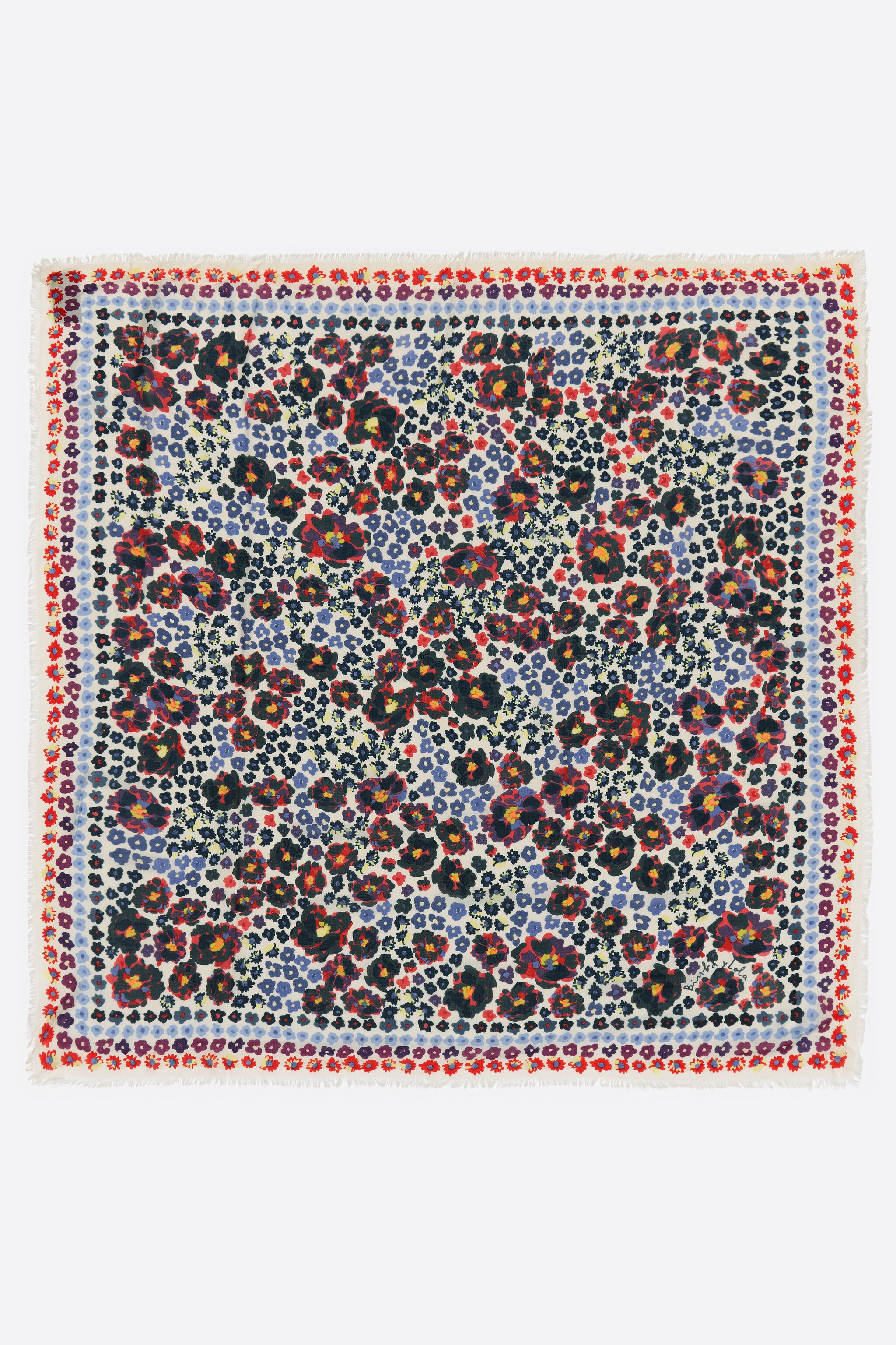 Off-white aquarelle floral shawl
