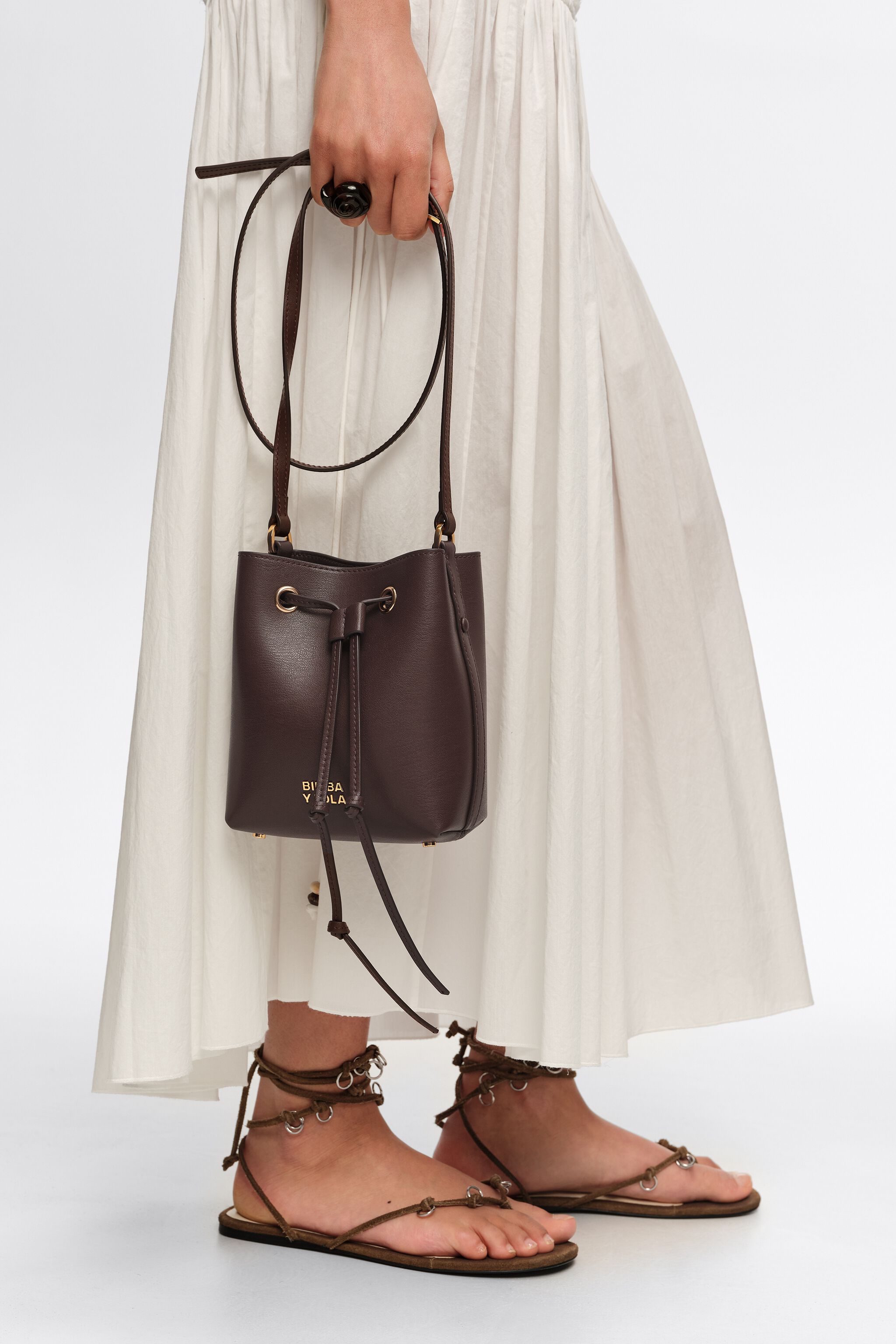 Mini chocolate leather Chihuahua bucket bag
